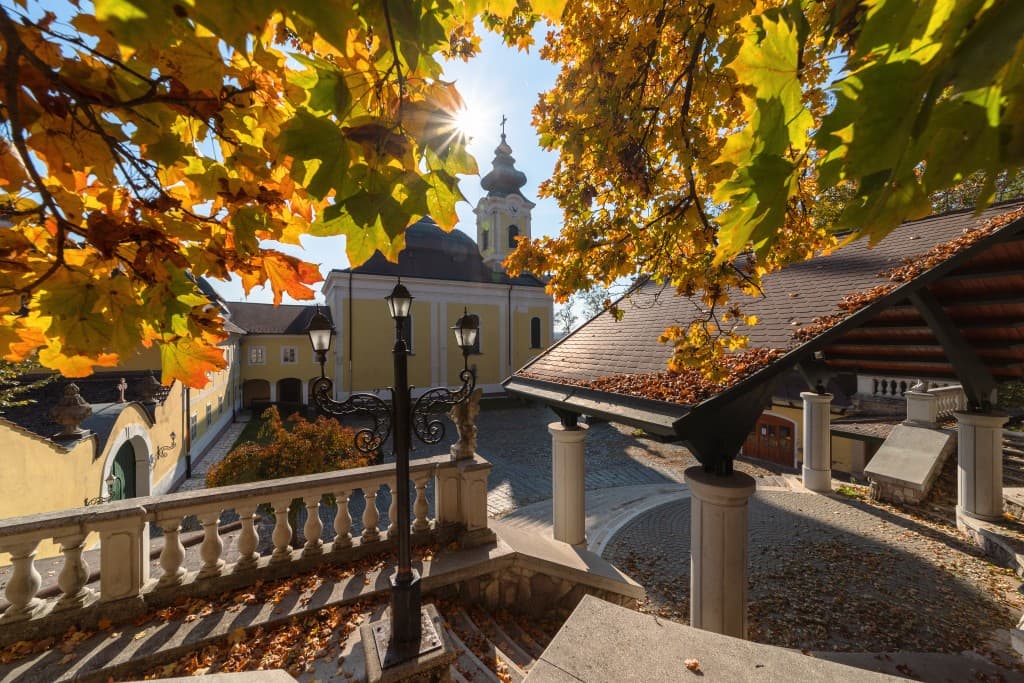 Máriabesnyői templom